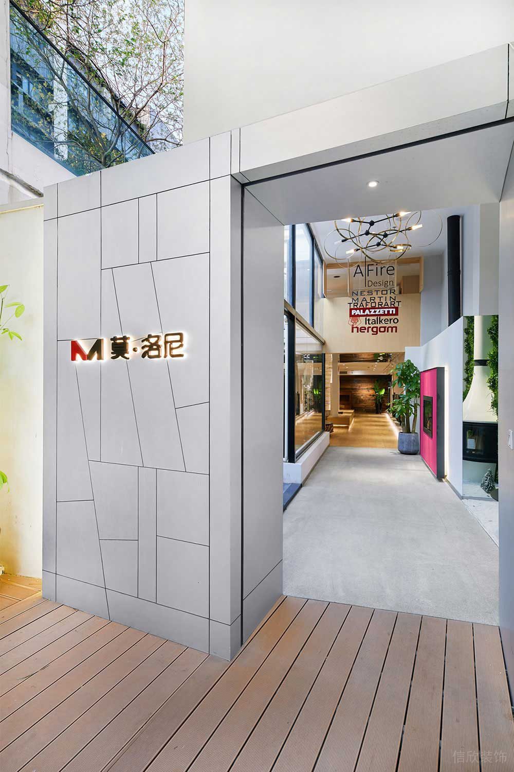 現(xiàn)代風(fēng)格商務(wù)辦公空間門廊裝修圖