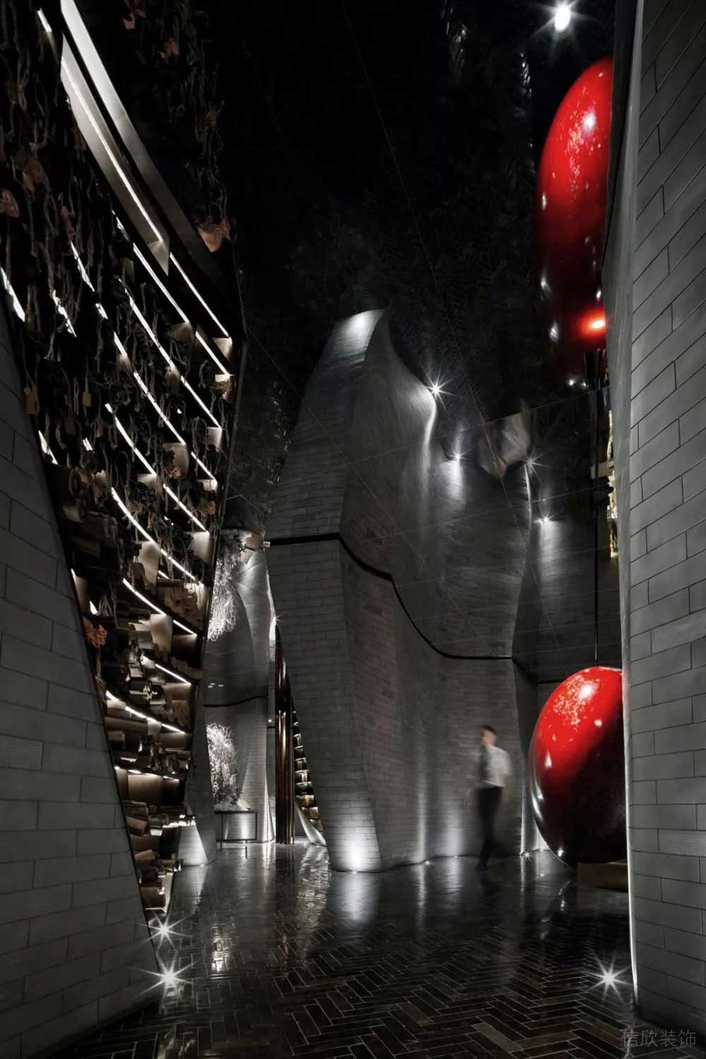 現(xiàn)代工業(yè)風商務辦公空間過廊設計裝修圖