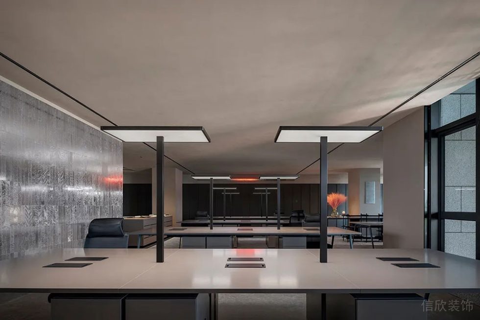 現(xiàn)代簡約風(fēng)格商務(wù)辦公空間事務(wù)辦公廳裝修圖