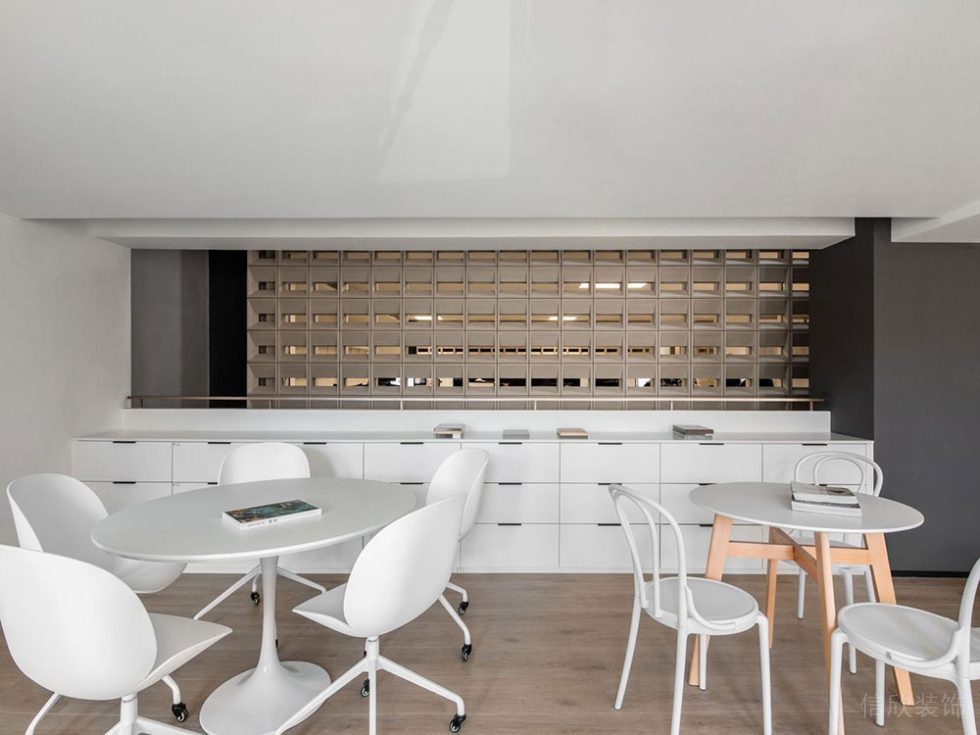 現(xiàn)代簡約風(fēng)格商務(wù)辦公室樣品資料陳列區(qū)裝修圖
