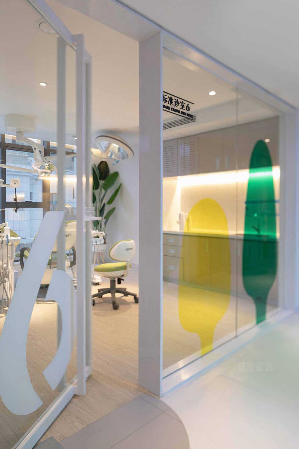 深圳一生口腔醫(yī)院隔墻裝修設(shè)計(jì) 深圳一生口腔醫(yī)院隔墻裝修設(shè)計(jì)