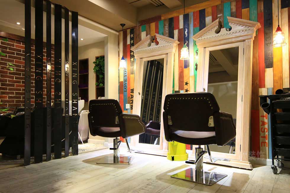 深圳寶安小美發店發型區裝修設計