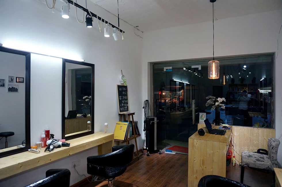 深圳龍華美發店前臺裝修設計 深圳龍華美發店前臺裝修設計