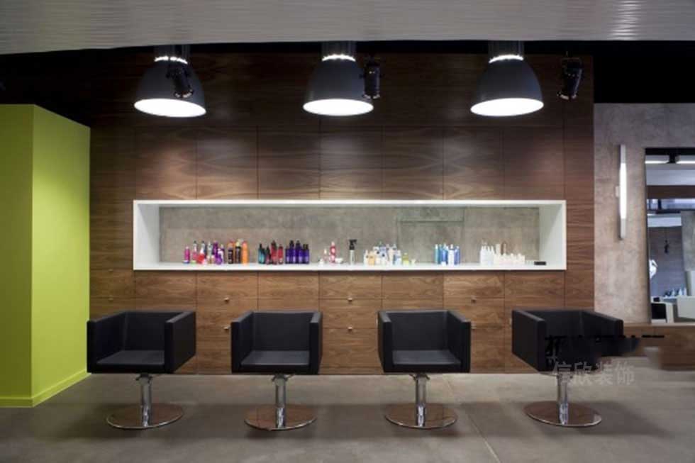 高檔美發店剪發區 高檔美發店剪發區