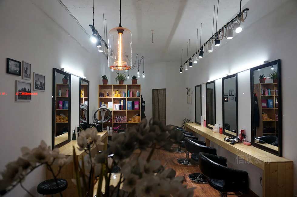 深圳龍華美發店大廳裝修設計 深圳龍華美發店大廳裝修設計