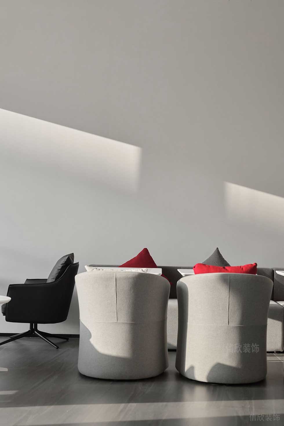 極簡風(fēng)格辦公室洽談區(qū)裝修圖