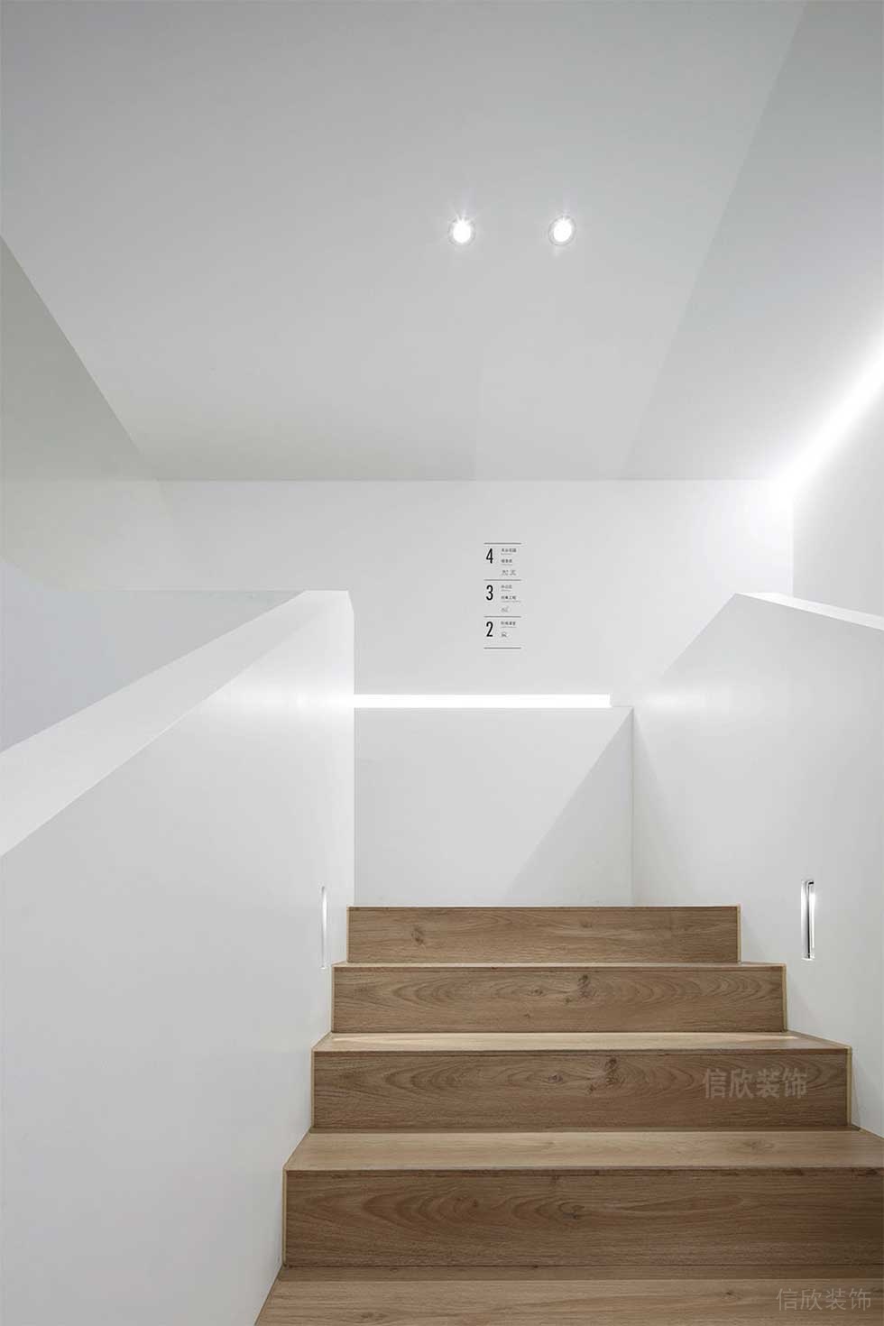 簡(jiǎn)約風(fēng)格辦公室裝修工程樓梯走道效果圖