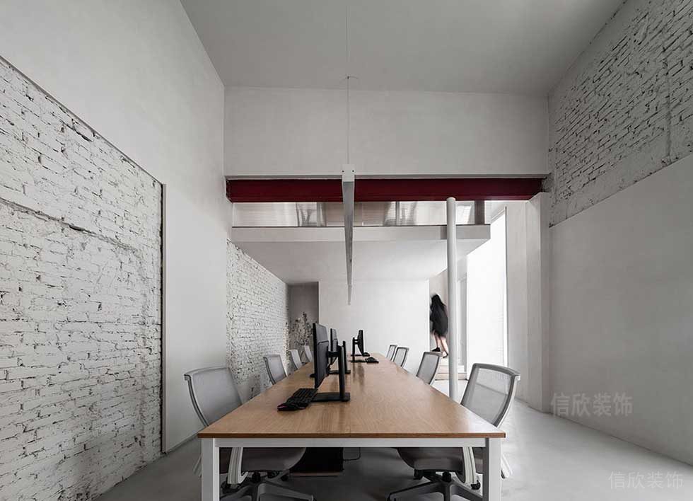 簡約工業(yè)風辦公室裝修圖