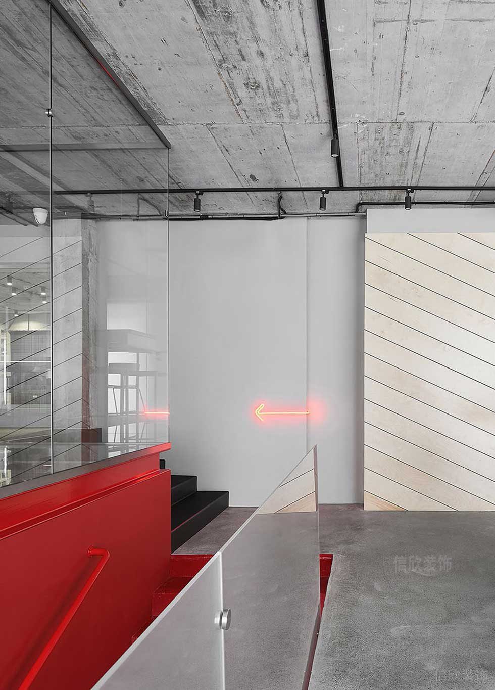 現(xiàn)代簡約風(fēng)格辦公室樓梯空間裝修圖