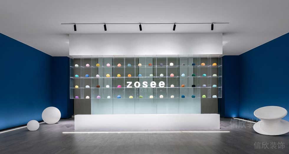 現(xiàn)代簡約風(fēng)格辦公室前廳玻璃層架背景墻裝修圖