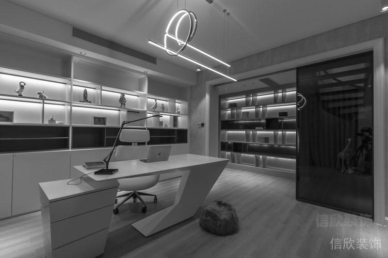 深圳市龍華區(qū)仁山智水別墅書房