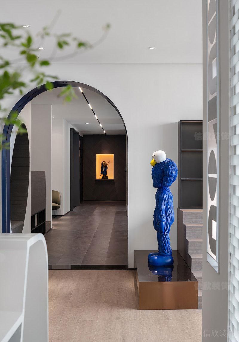 龍華現(xiàn)代暖色公司設計