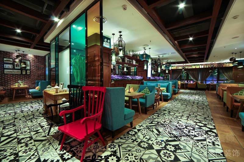 深圳前海餐飲裝修設計公司案例 就餐區(qū) 深圳前海餐飲裝修設計公司案例 就餐區(qū)