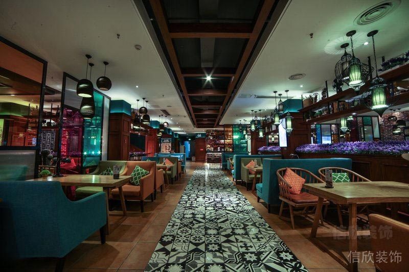 深圳前海餐飲裝修設計公司案例 就餐區(qū) 深圳前海餐飲裝修設計公司案例 就餐區(qū)