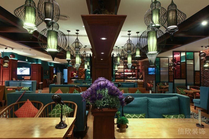 深圳前海餐飲裝修設計公司案例 就餐區(qū) 深圳前海餐飲裝修設計公司案例 就餐區(qū)