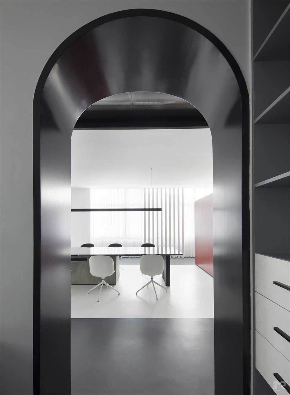 深圳福田區簡約黑白藝術辦公室設計裝修-辦公區 深圳福田區簡約黑白藝術辦公室設計裝修-辦公區