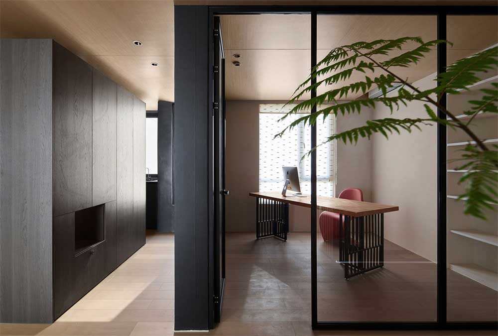 深圳南山500平方極簡(jiǎn)風(fēng)格辦公室裝修經(jīng)理辦公室 深圳南山500平方極簡(jiǎn)風(fēng)格辦公室裝修經(jīng)理辦公室