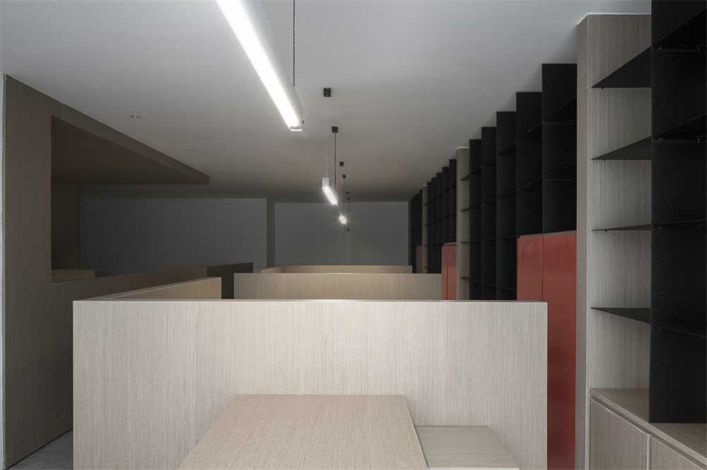 深圳市龍華原木風(fēng)辦公室裝修設(shè)計(jì)辦公區(qū) 深圳市龍華原木風(fēng)辦公室裝修設(shè)計(jì)辦公區(qū)