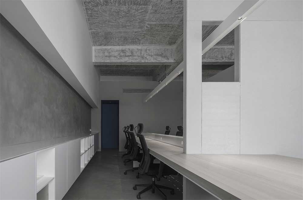 深圳市南山科技園工業(yè)風辦公室設計裝修辦公區(qū) 深圳市南山科技園工業(yè)風辦公室設計裝修辦公區(qū)