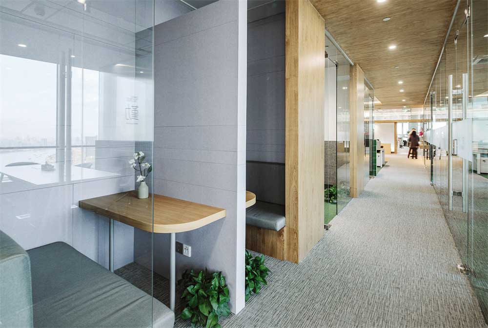 上海至合律師事務(wù)所田園風(fēng)辦公室設(shè)計(jì)裝修辦公區(qū) 上海至合律師事務(wù)所田園風(fēng)辦公室設(shè)計(jì)裝修辦公區(qū)