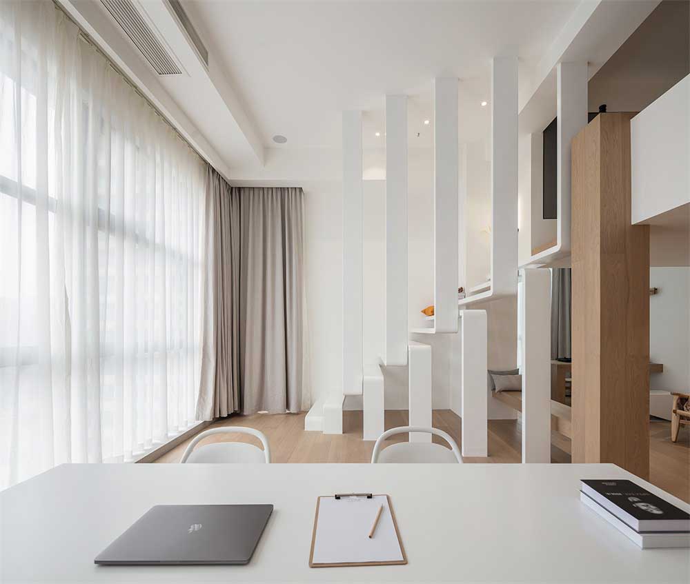 深圳市福田區(qū)上下沙公寓式辦公室裝修樓梯 深圳市福田區(qū)上下沙公寓式辦公室裝修樓梯