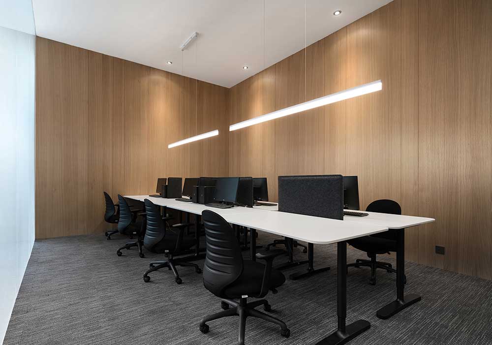 深圳市龍華1200平原木風(fēng)辦公室裝修設(shè)計辦公區(qū) 深圳市龍華1200平原木風(fēng)辦公室裝修設(shè)計辦公區(qū)