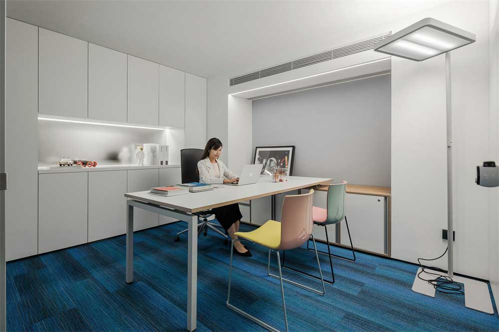 深圳市福田田園辦公室裝修設計經理室 深圳市福田田園辦公室裝修設計經理室