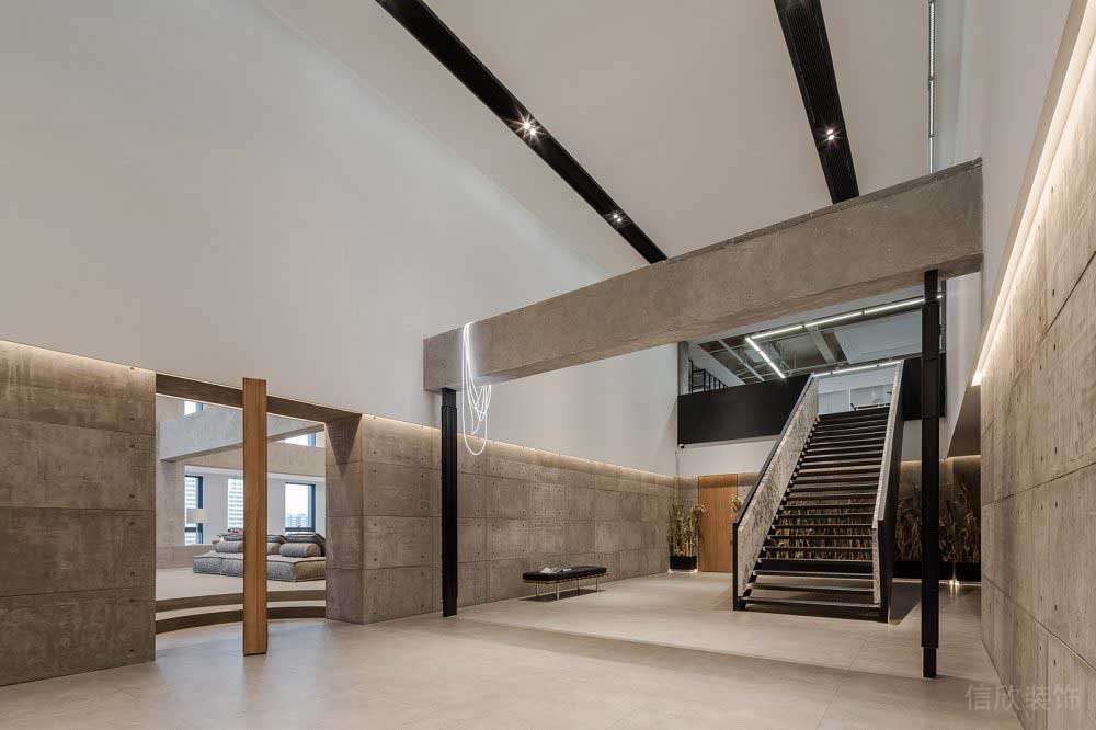 現(xiàn)代辦公室裝修工業(yè)風(fēng)過道木質(zhì)隔斷金屬效果圖