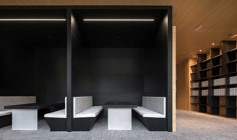 深圳市龍華1200平原木風(fēng)辦公室裝修設(shè)計洽談區(qū) 深圳市龍華1200平原木風(fēng)辦公室裝修設(shè)計洽談區(qū)