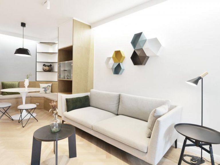 現(xiàn)代簡約北歐風(fēng)客廳裝修布藝沙發(fā)效果實(shí)木過道裝修