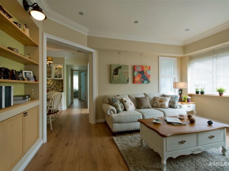 客廳園林風(fēng)溫馨木質(zhì)茶幾裝修效果圖幾何線條裝修墻體