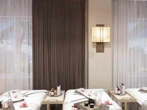 美容店布藝窗簾設(shè)計(jì)