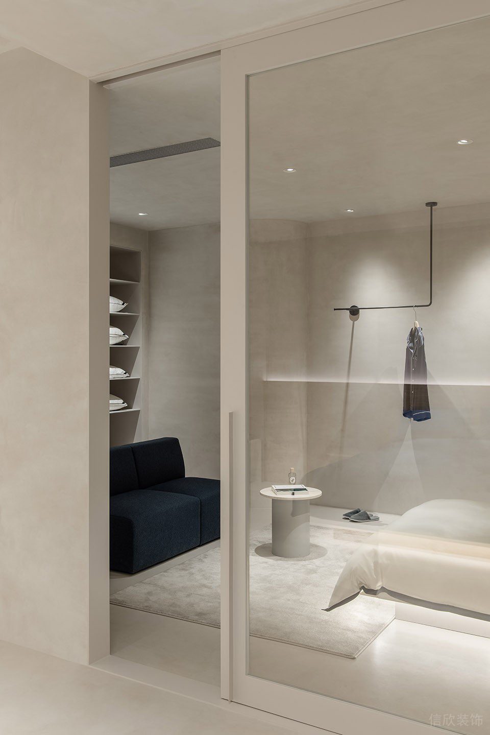 深圳市龍崗區(qū)中心城現(xiàn)代風(fēng)科技枕專賣店裝修休息區(qū)2