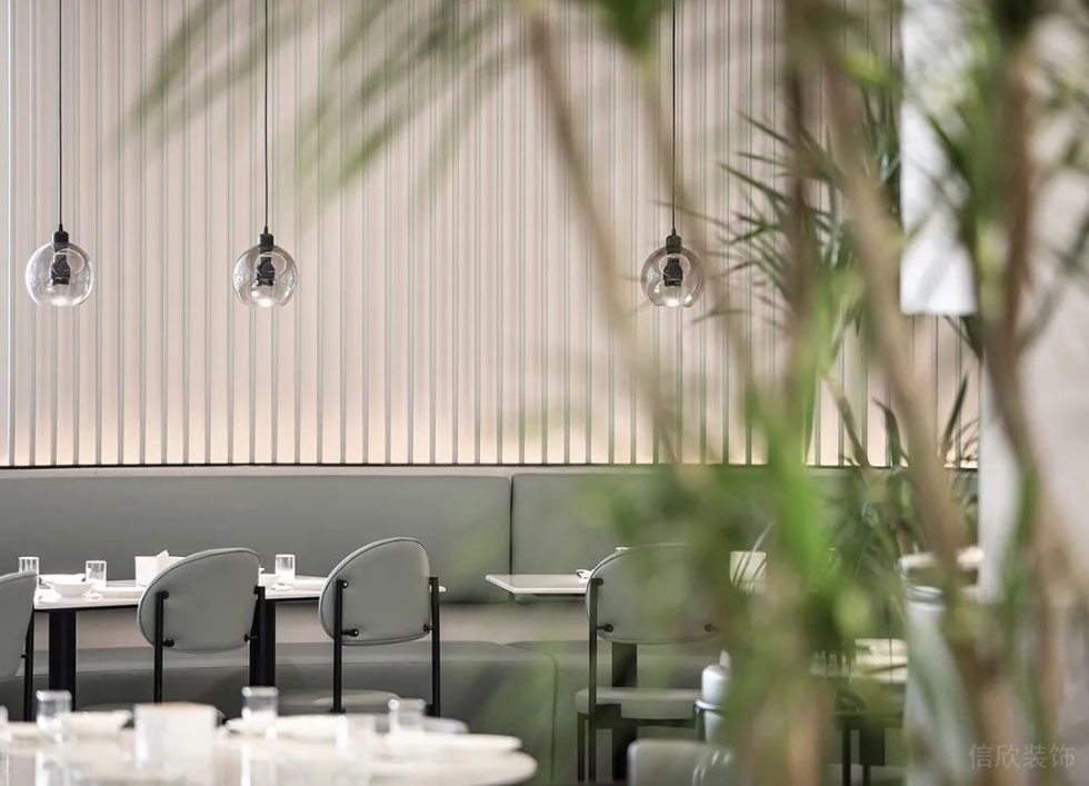 深圳羅湖東門鴻展中心城極簡風格川菜館裝修案例玻璃藝術吊燈 深圳羅湖東門鴻展中心城極簡風格川菜館裝修案例玻璃藝術吊燈