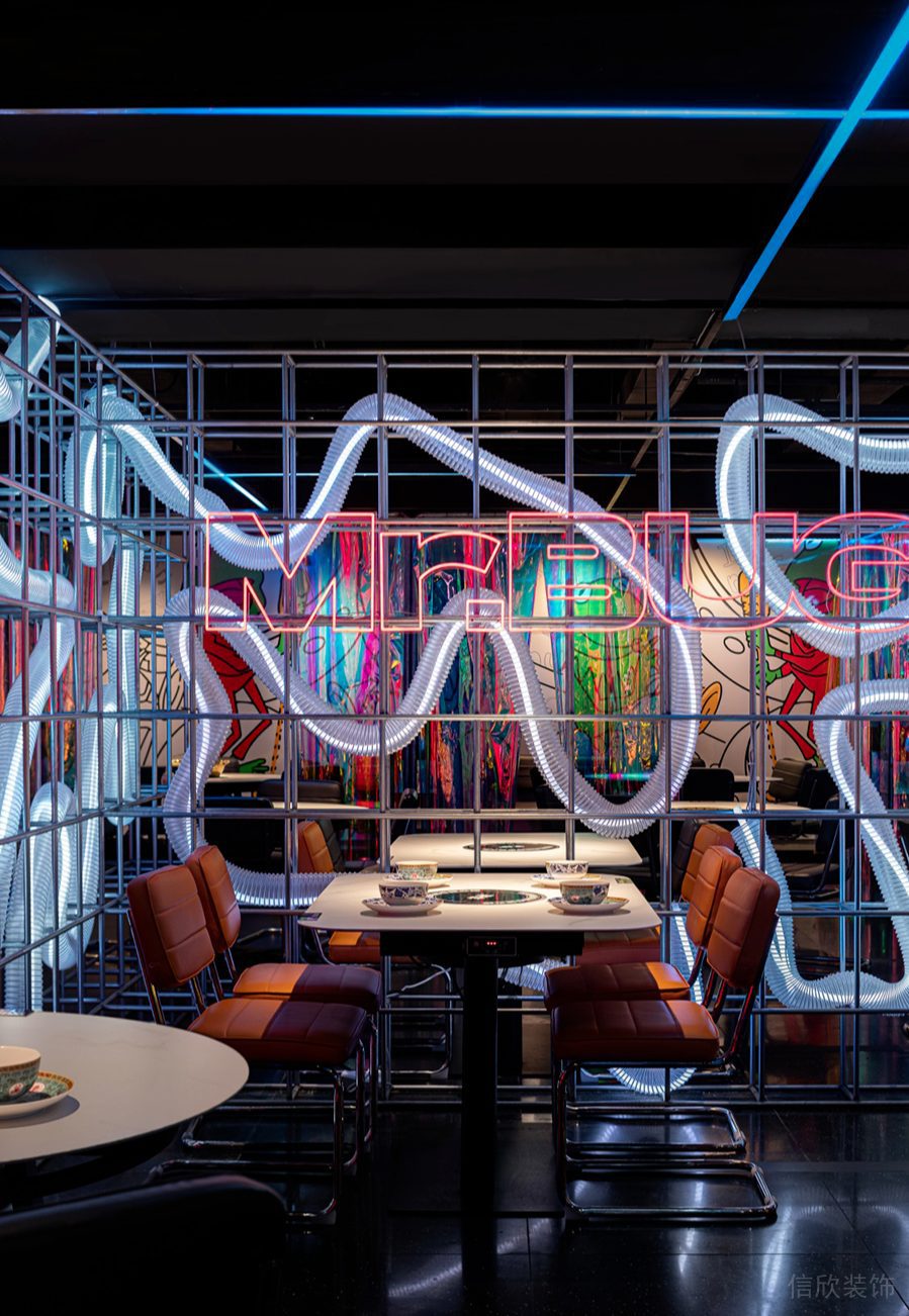 深圳羅湖京基鳳凰印象現(xiàn)代風格火鍋店裝修案例四人用餐區(qū) 深圳羅湖京基鳳凰印象現(xiàn)代風格火鍋店裝修案例四人用餐區(qū)