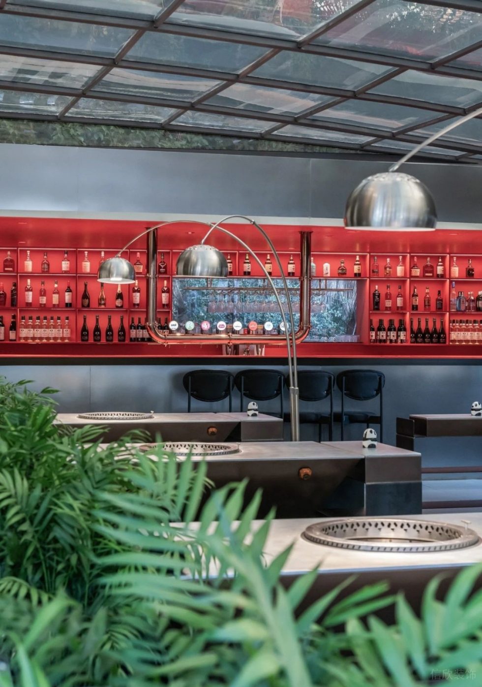 深圳南山海岸城購物中心現代簡約風格火鍋餐廳裝修案例落地燈 深圳南山海岸城購物中心現代簡約風格火鍋餐廳裝修案例落地燈