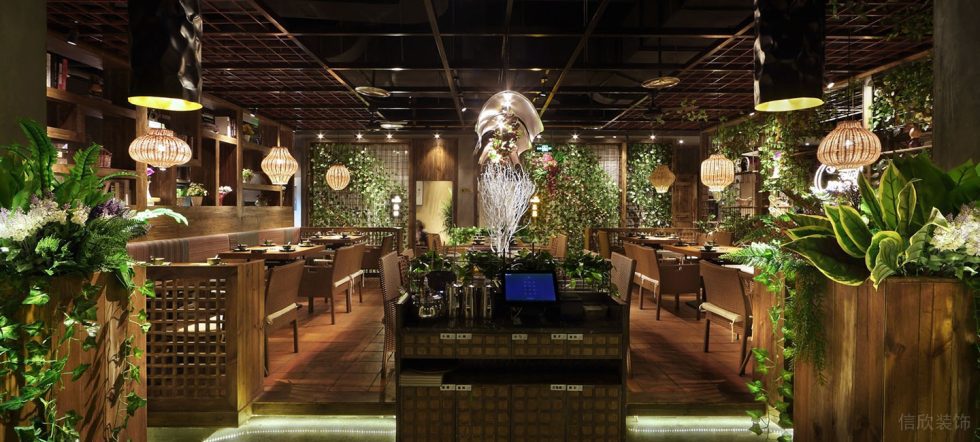 深圳福田航苑大廈田園風(fēng)格火鍋餐廳裝修案例綠植裝飾效果圖