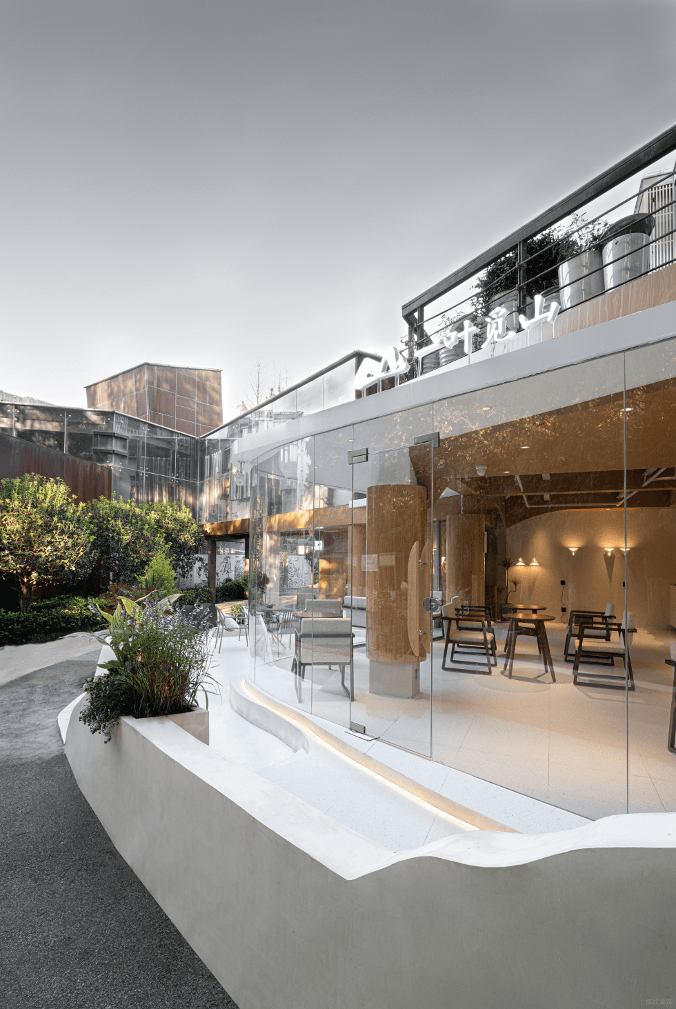 深圳龍崗中海日輝臺(tái)簡(jiǎn)約風(fēng)格休閑茶館裝修案例戶(hù)外綠植景觀 深圳龍崗中海日輝臺(tái)簡(jiǎn)約風(fēng)格休閑茶館裝修案例戶(hù)外綠植景觀