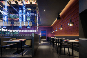 深圳羅湖九龍城現(xiàn)代科技風(fēng)烤魚(yú)餐廳裝修案例暖光暗藏?zé)魩? /></noscript></div>
		</a>
				<div   id=