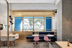 深圳龍華星河傳奇天街網(wǎng)紅現(xiàn)代風漢堡店裝修案例內(nèi)部用餐區(qū)效果圖