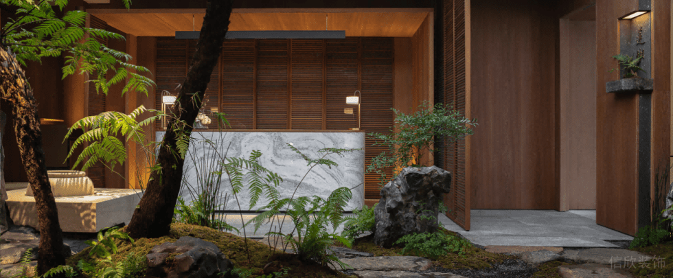 深圳南山華潤前海大廈輕奢新中式粵菜餐廳裝修案例服務臺 深圳南山華潤前海大廈輕奢新中式粵菜餐廳裝修案例服務臺