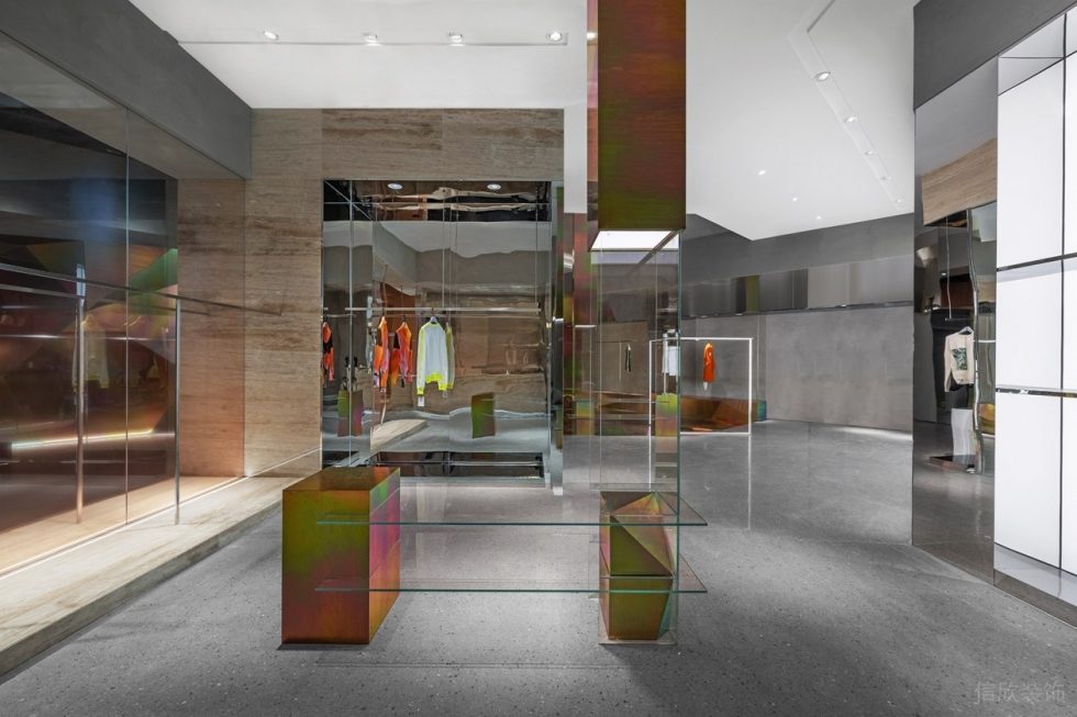 深圳市龍崗區(qū)龍崗中心城x Select 服裝店買手店裝修設(shè)計灰色瓷磚地面 深圳市龍崗區(qū)龍崗中心城x Select 服裝店買手店裝修設(shè)計灰色瓷磚地面