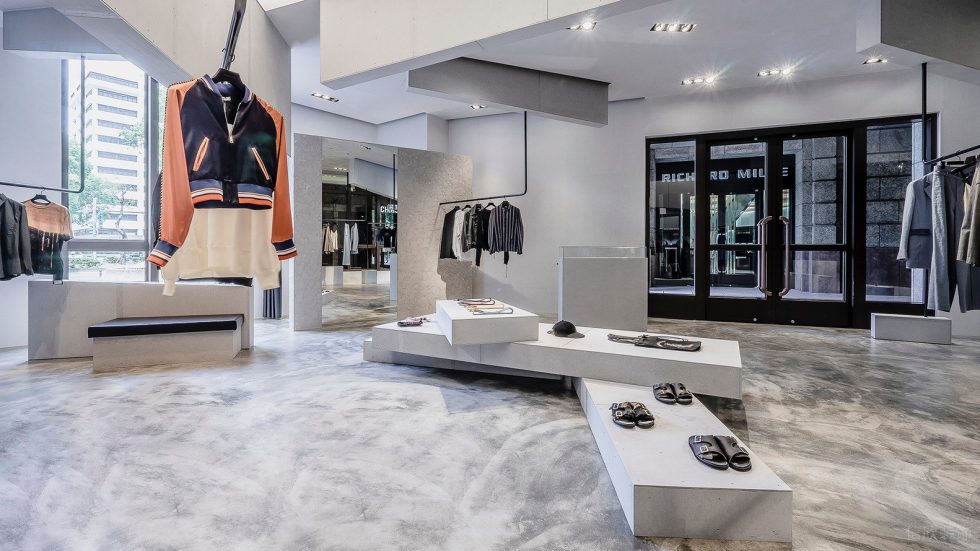 深圳市寶安區西鄉巨星御用品牌 Christian Dada 臺灣首間旗艦店中島矮柜裝修設計效果圖 深圳市寶安區西鄉巨星御用品牌 Christian Dada 臺灣首間旗艦店中島矮柜裝修設計效果圖