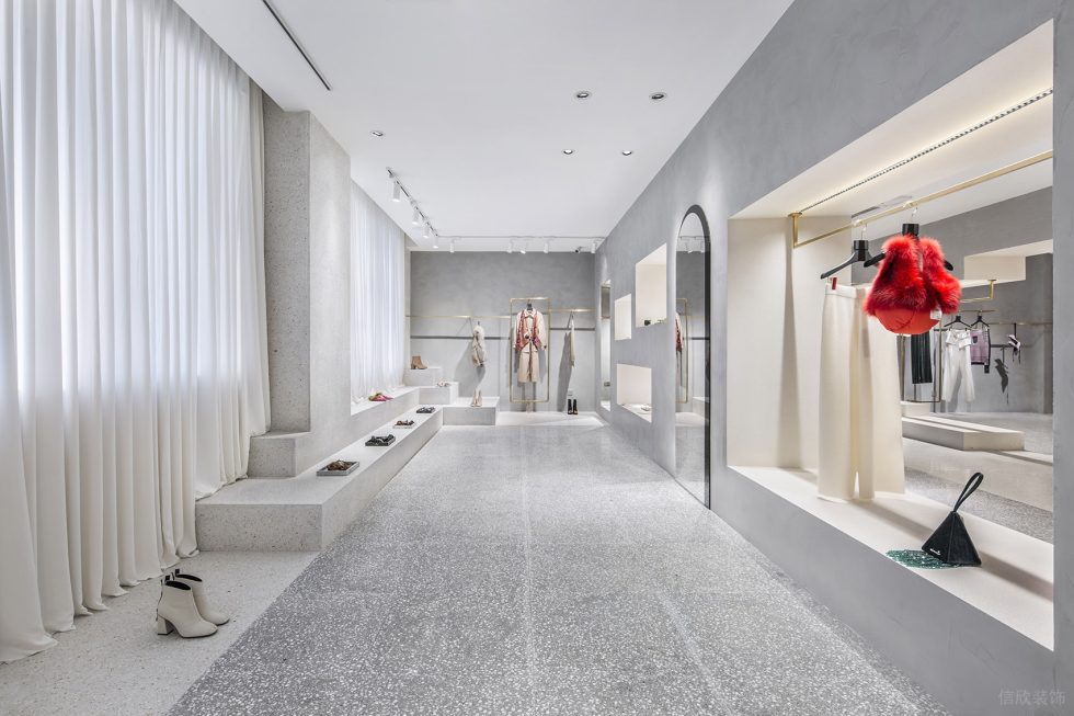 深圳市寶安中心城o.t.s時尚買手店店裝修設計白色石膏板頂面