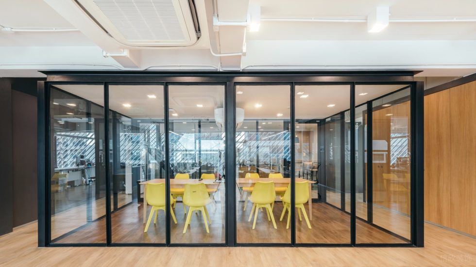 深圳寶安航城智谷中城未來產(chǎn)業(yè)園1500平方米簡約主義現(xiàn)代風(fēng)辦公室裝修案例接待室 深圳寶安航城智谷中城未來產(chǎn)業(yè)園1500平方米簡約主義現(xiàn)代風(fēng)辦公室裝修案例接待室