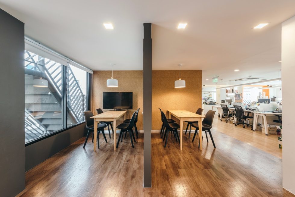 深圳寶安航城智谷中城未來產(chǎn)業(yè)園1500平方米簡約主義現(xiàn)代風(fēng)辦公室裝修案例綜合辦公區(qū) 深圳寶安航城智谷中城未來產(chǎn)業(yè)園1500平方米簡約主義現(xiàn)代風(fēng)辦公室裝修案例綜合辦公區(qū)