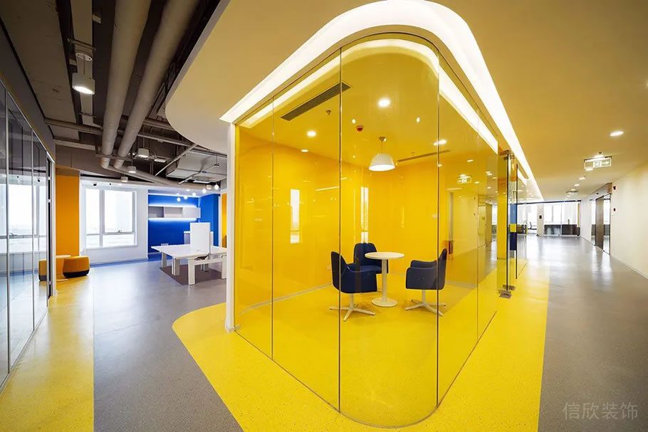 深圳龍崗寶能科技園3000平方米藍(lán)白黃色調(diào)簡約風(fēng)辦公室裝修案例洽談室 深圳龍崗寶能科技園3000平方米藍(lán)白黃色調(diào)簡約風(fēng)辦公室裝修案例洽談室
