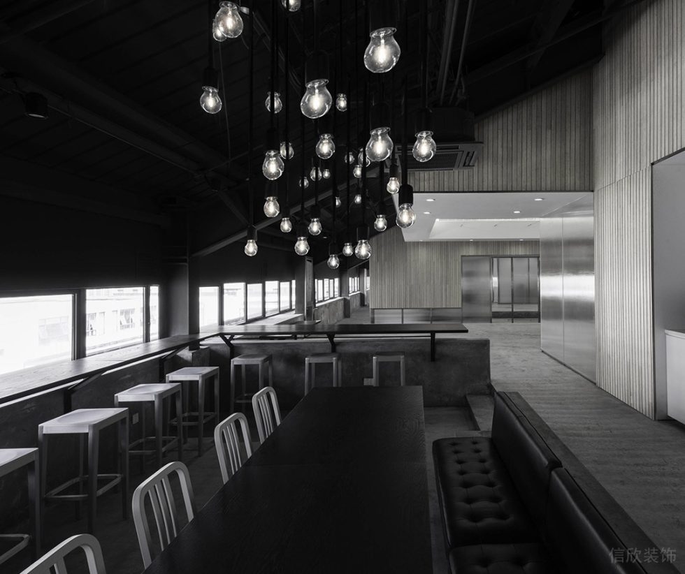 深圳龍崗深澳國際文化產(chǎn)業(yè)園800平方米工業(yè)主義簡約風(fēng)辦公室裝修案例員工休閑用餐區(qū) 深圳龍崗深澳國際文化產(chǎn)業(yè)園800平方米工業(yè)主義簡約風(fēng)辦公室裝修案例員工休閑用餐區(qū)