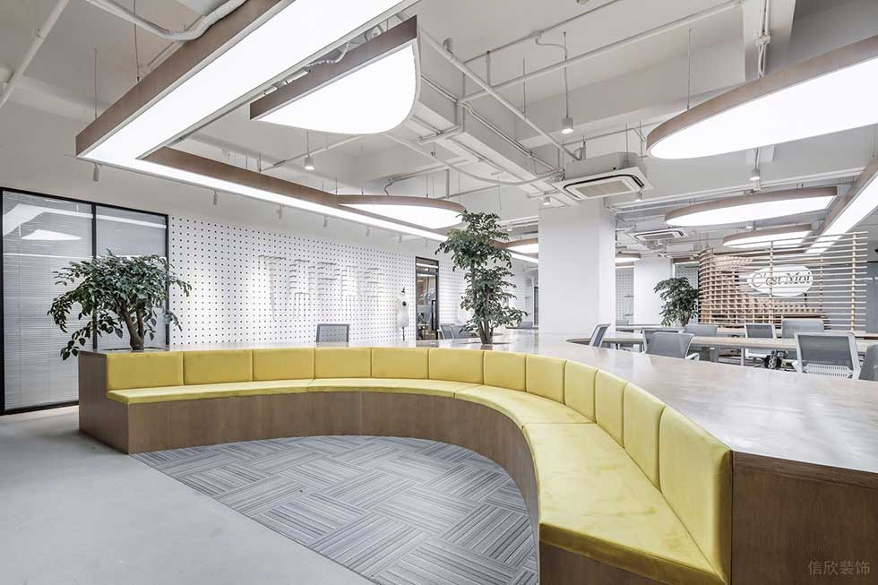 深圳南山中電長城大廈500平方米工業主義原木田園風辦公室裝修案例辦公大廳弧形卡座沙發休息區 深圳南山中電長城大廈500平方米工業主義原木田園風辦公室裝修案例辦公大廳弧形卡座沙發休息區