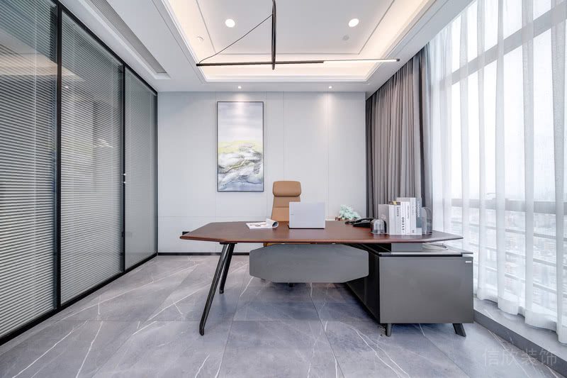 白色主調(diào)公司裝修設(shè)計(jì)方案總經(jīng)理辦公室